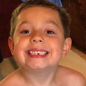 Meet your Posher, Holly